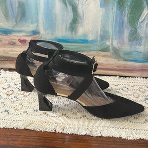 Women's Elegant Black Ankle Strap Block  Heels size 10 or 42 NWOT